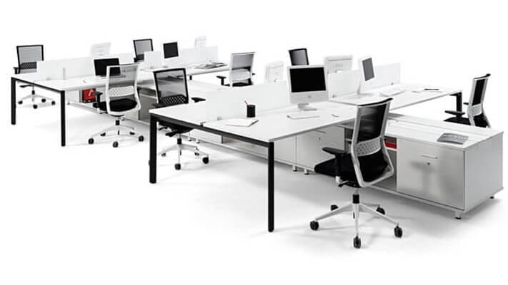 Sillas y mesas de oficina en Ourense